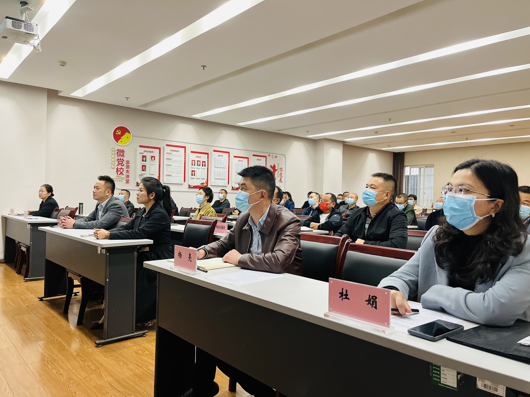 1668153459429500.jpg 32d1929955cd1f6d8f5a8e5fcf6d663.jpg