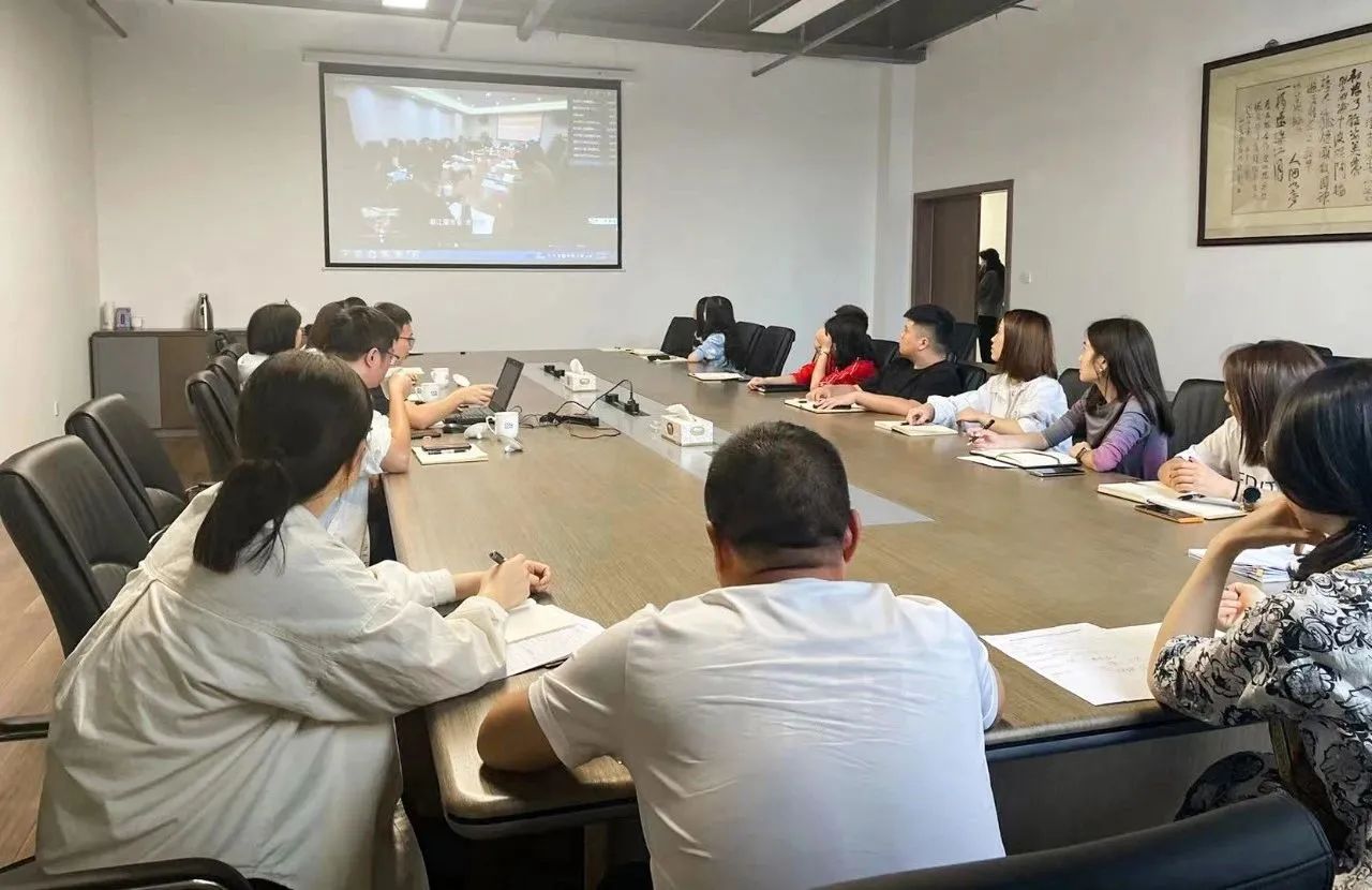 1697079896741050.jpg dfe0ff37ea1037fc6465a51f70b857e7.jpg